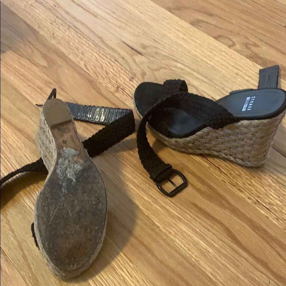 Stuart Weitzman - Picture 4 of 4